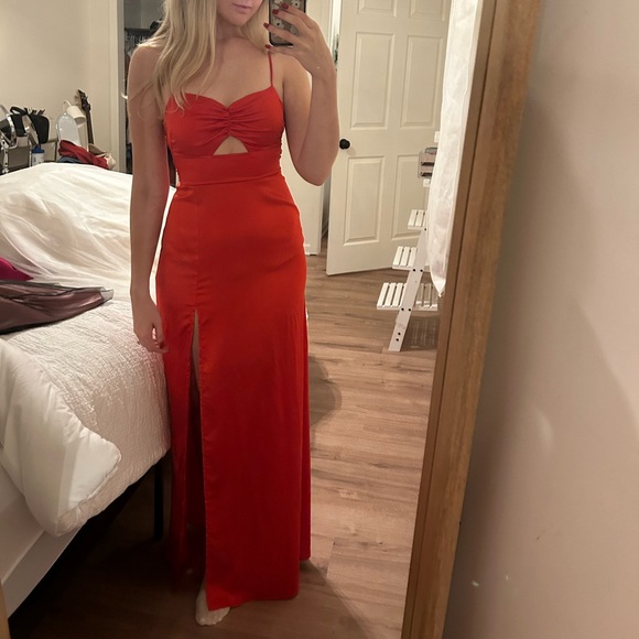 Lulus Renata Red Print Satin Maxi Dress, XS - Picture 4 of 10